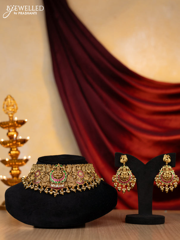 Jadau Choker lakshmi design with jadau kundan stones with natural beads hanging