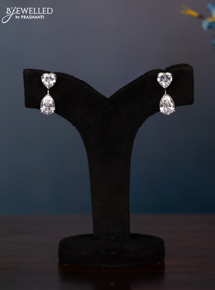Zircon necklace tear drop design with combination of small and big stones