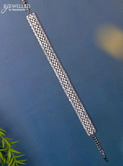 Zircon necklace with complete cz stones