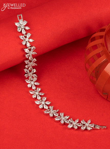Bracelet with floral deisgn in cz stones