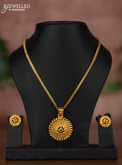 Antique chain with ruby stones pendant