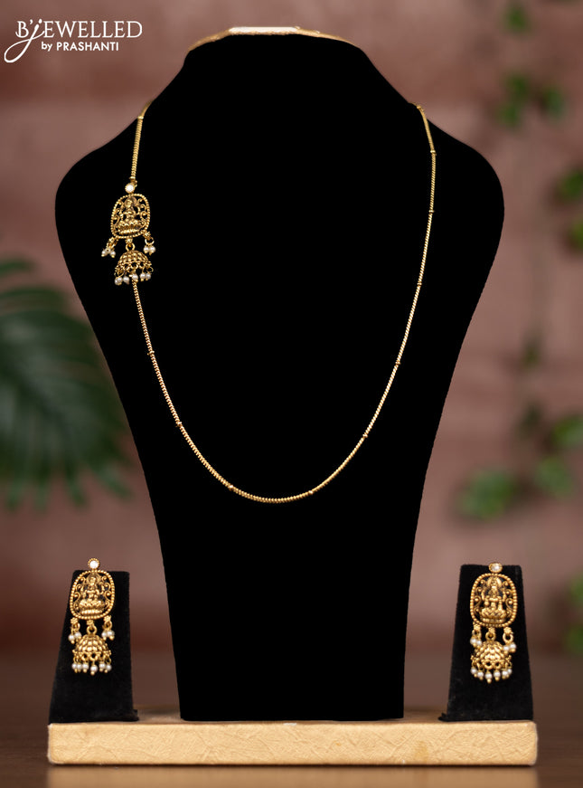 Antique mugappu chain akshmi design with kundan stone and pearl hangings