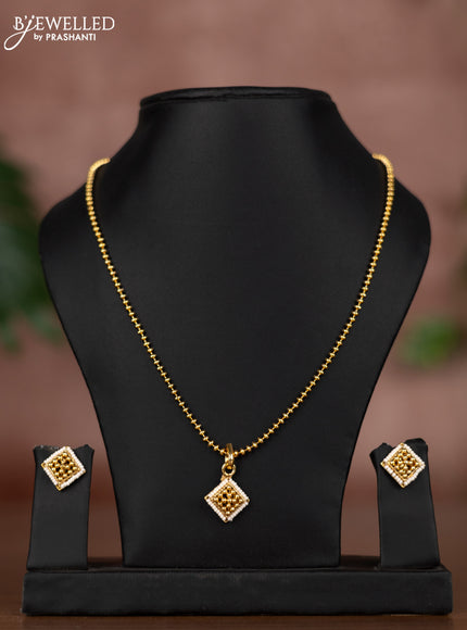 Antique chain with simple design