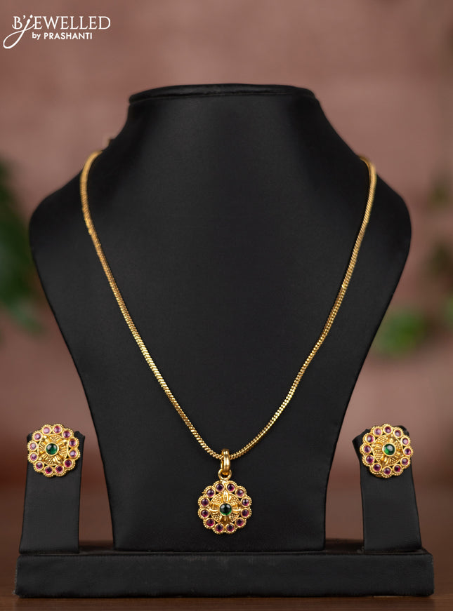 Antique chain with kemp stones pendant