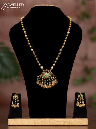 Antique chain with green jadau stones and hangings
