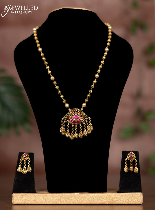 Antique chain with pink jadau stones and hangings
