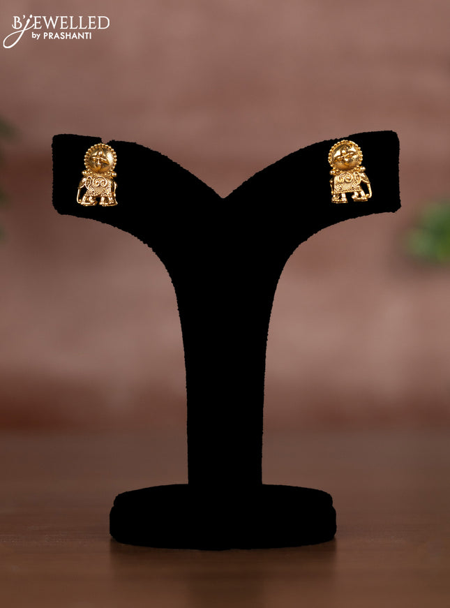 Antique chain with elephant pendant