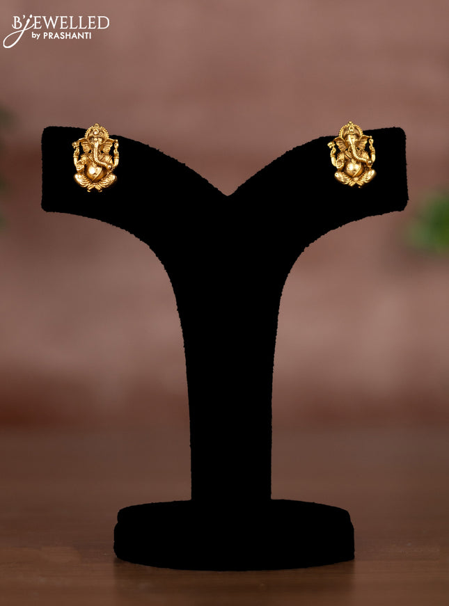 Antique chain with ganesha pendant