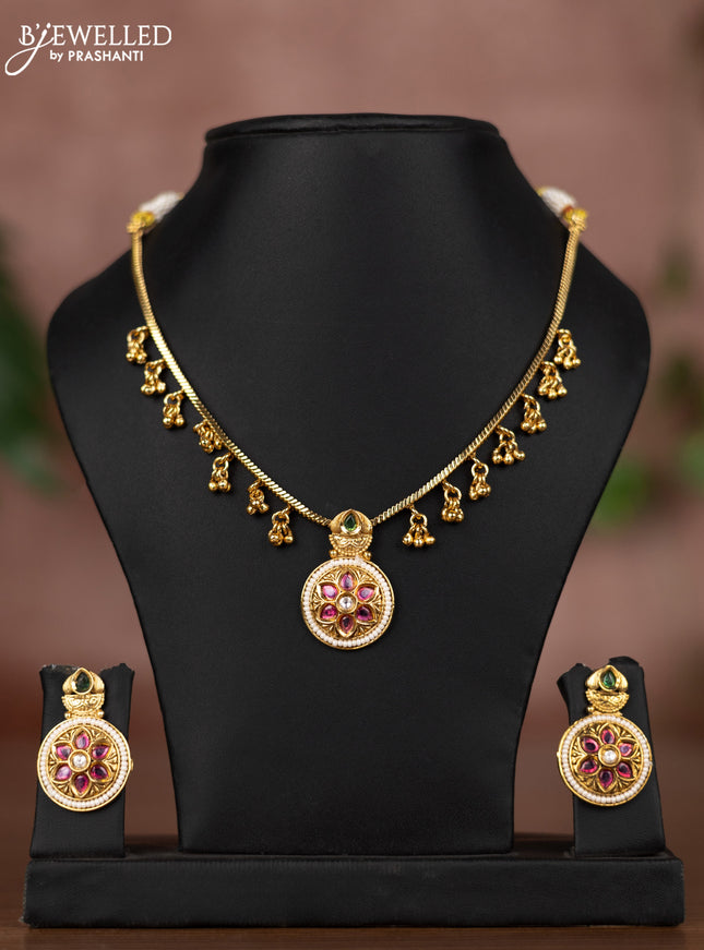 Antique chain with kemp & kundan stones and golden beads hangings