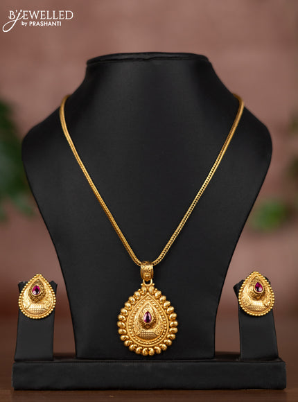 Antique chain with ruby stones
