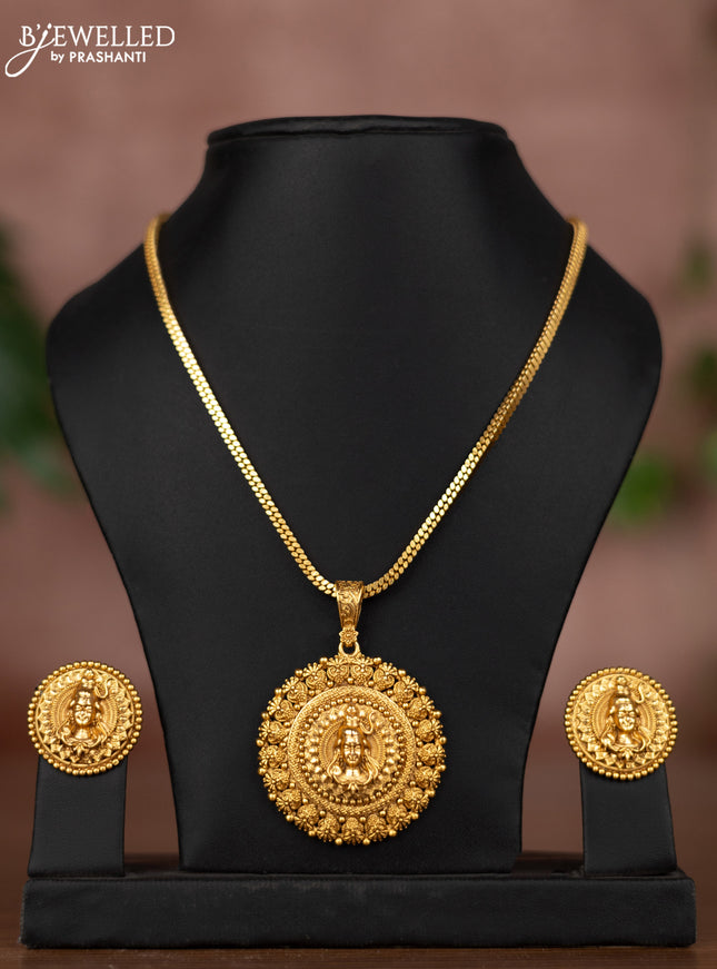 Antique chain with shivan pendant