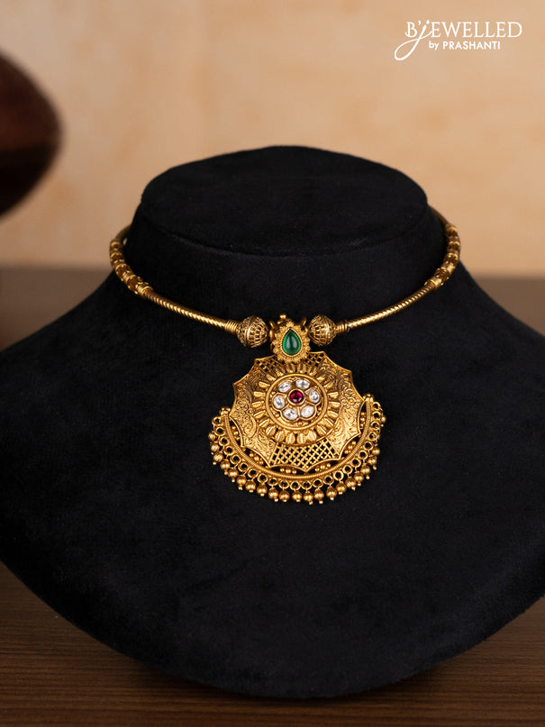 Antique ring type choker with kemp & kundan stones and golden beads hangings