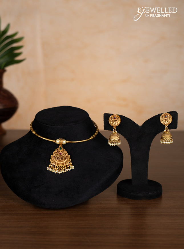 Antique ring type choker with kemp & kundan stones and pearl hangings