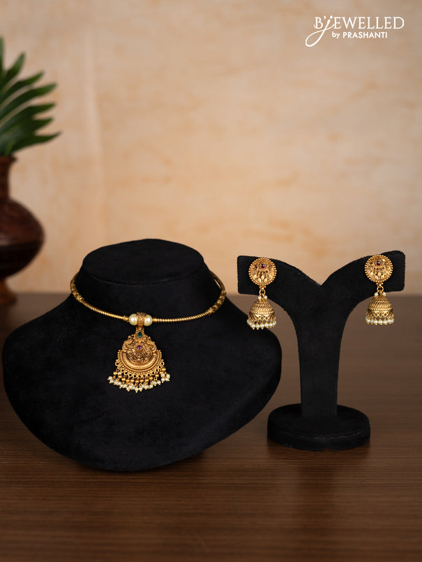 Antique ring type choker with kemp & kundan stones and pearl hangings