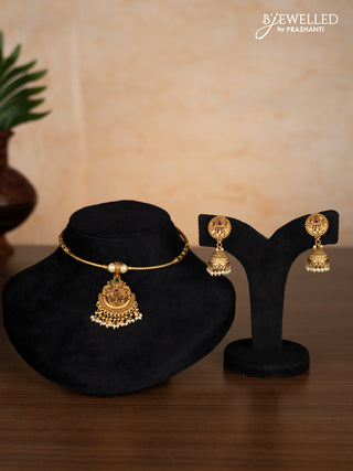Antique ring type choker with kemp & kundan stones and pearl hangings