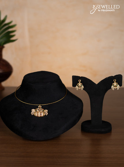 Antique ring type choker peacock design with kemp and cz stones