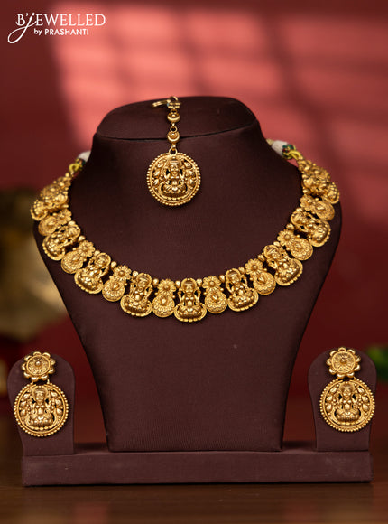 Antique necklace lakshmi design throughtout the neckline