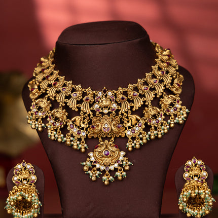 Collection image for: Antique Necklace