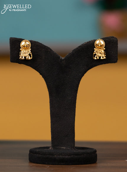 Antique chain with elephant design pendant
