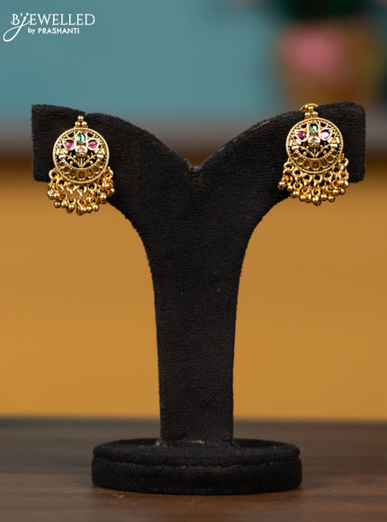 Antique chain with floral design pendant in pachi kundan stones