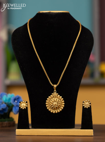 Antique chain with floral design pendant