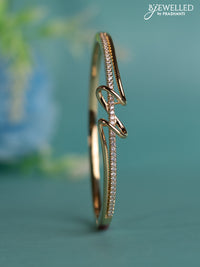 Rose gold bracelet with cz stones