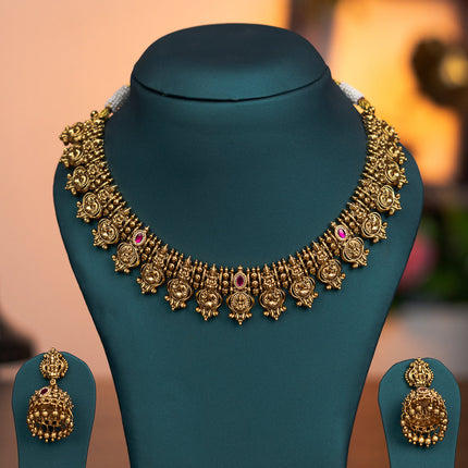 Collection image for: Jadau Necklace