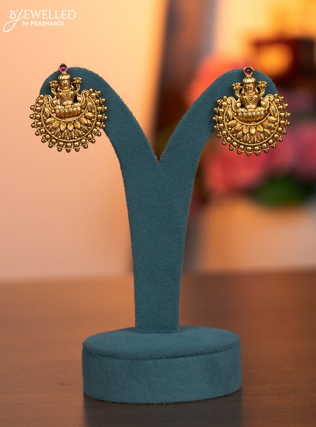 Antique rudhraksha mala with lakshmi pendant and pink kemp stone