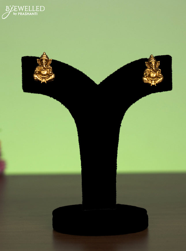 Antique chain with ganesha pendant