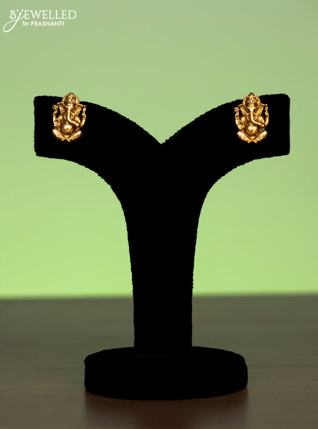 Antique chain with ganesha pendant