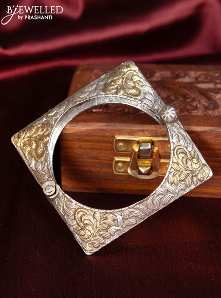 Oxidised bangle with kada type