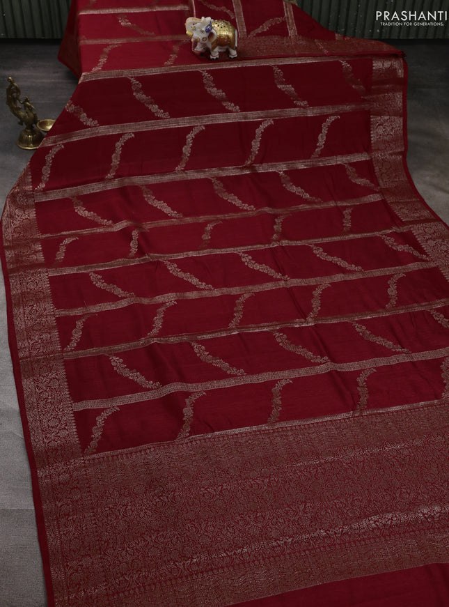 Banarasi semi matka silk saree red with allover thread & zari weaves and woven border