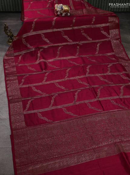 Banarasi semi matka silk saree dark pink with allover thread & zari weaves and woven border