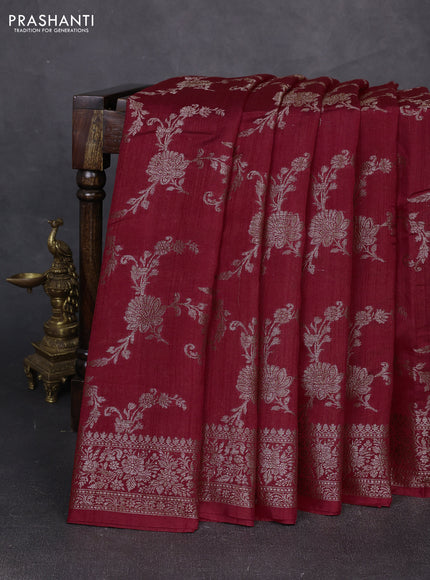Banarasi semi matka silk saree red with allover thread & zari weaves and woven border