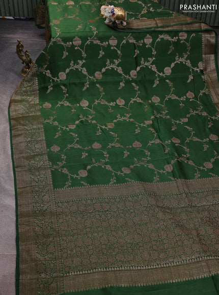 Banarasi semi matka silk saree green with allover thread & zari weaves and woven border