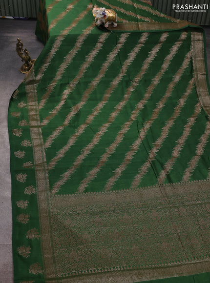 Banarasi semi matka silk saree green with allover thread & zari weaves and woven border