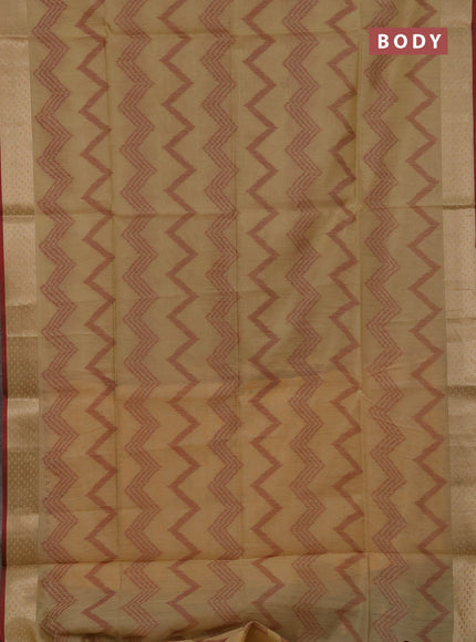 Semi dupion saree beige and maroon with allover thread zigzag weaves and zari woven border