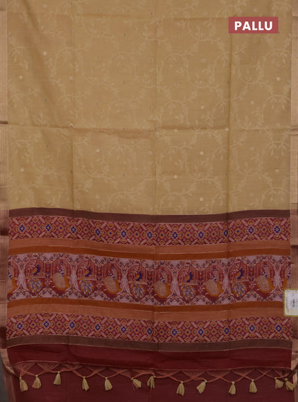Semi dupion saree beige and maroon with allover thread & zari weaves and zari woven border