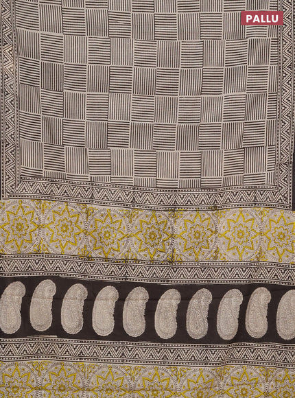 Jaipur cotton saree beige and black with allover geometric prints and printed border
