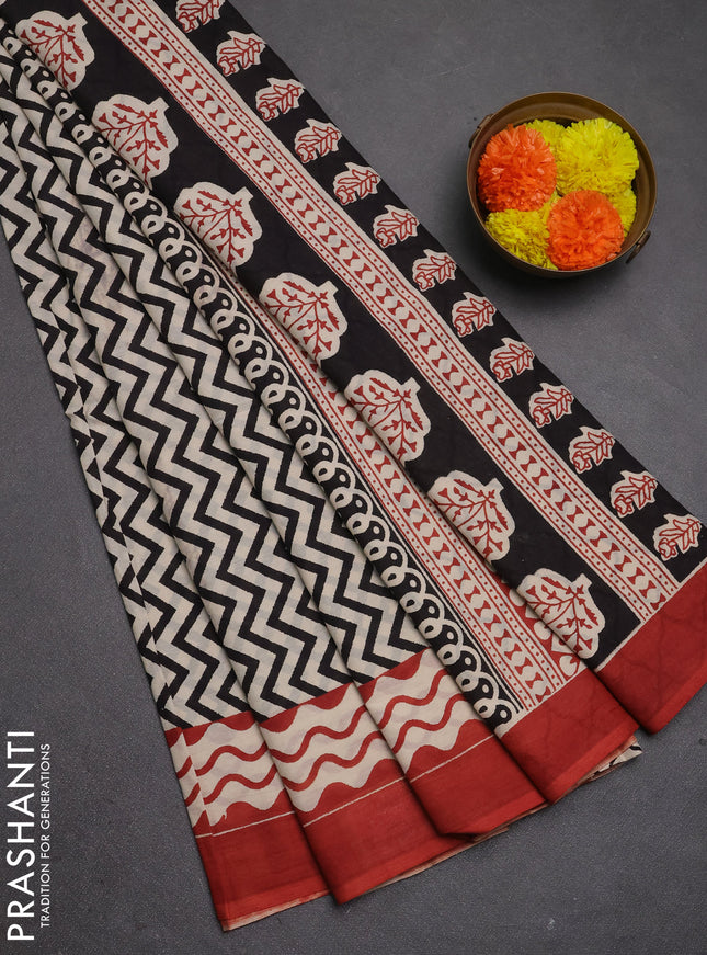 Jaipur cotton saree beige and maroon with allover zigzag prints and printed border