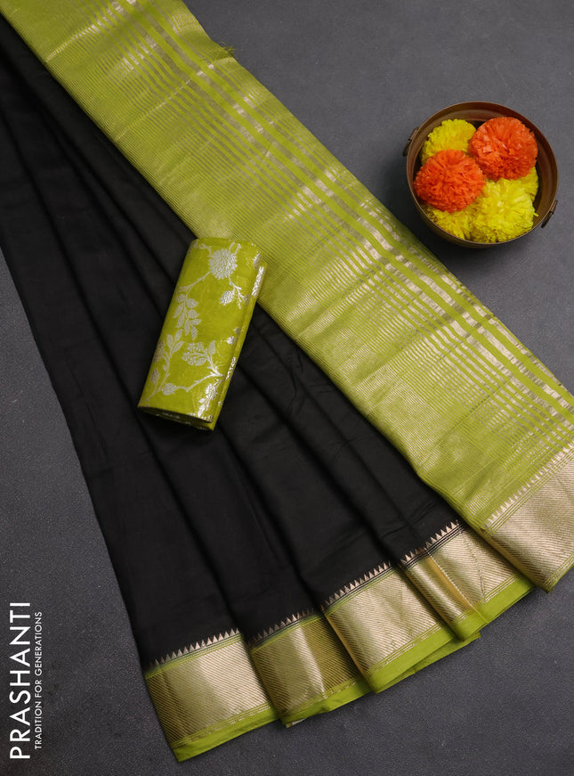 Black & Lime Green Semi Mangalgiri Cotton Saree - Brocade Blouse