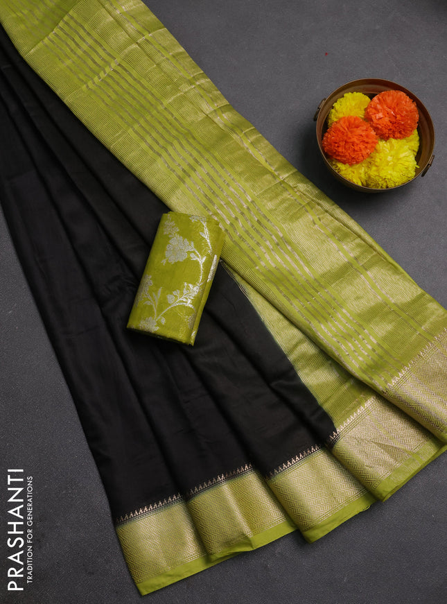 Black & Green Semi Mangalgiri Cotton Saree - Brocade Blouse