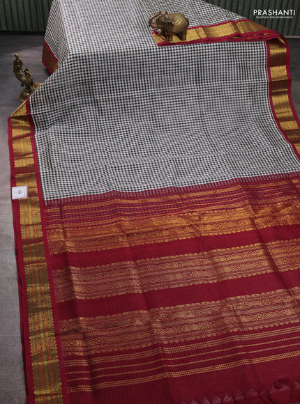 Silk cotton saree black and maroon with allover paalum pazhamum checked pattern and zari woven korvai border