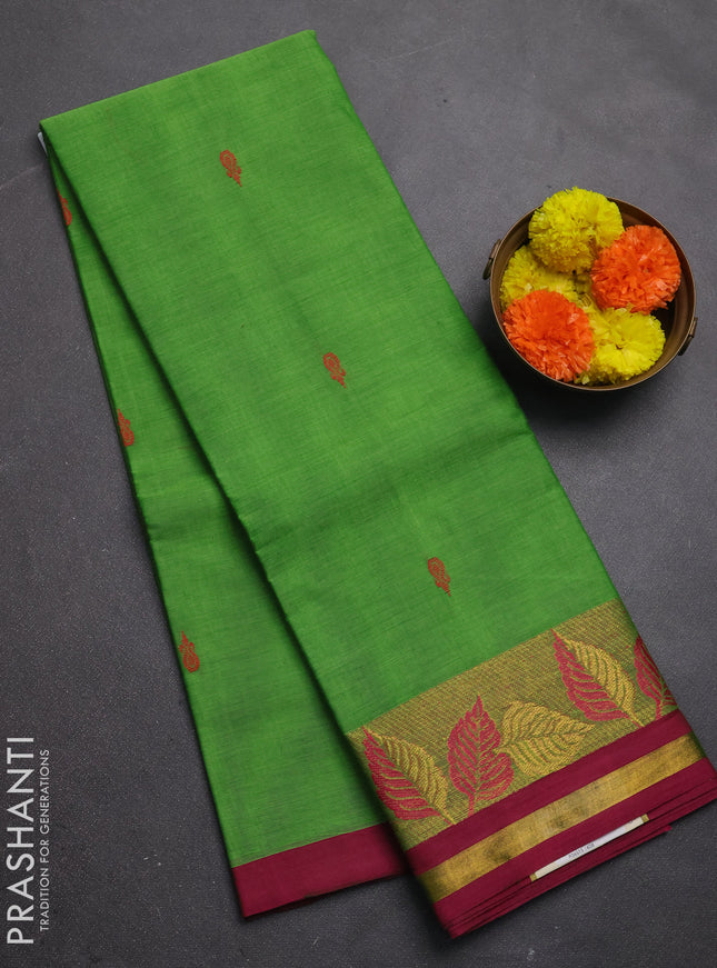 Chettinad cotton saree green and magenta pink with thread woven buttas and thread & zari woven border