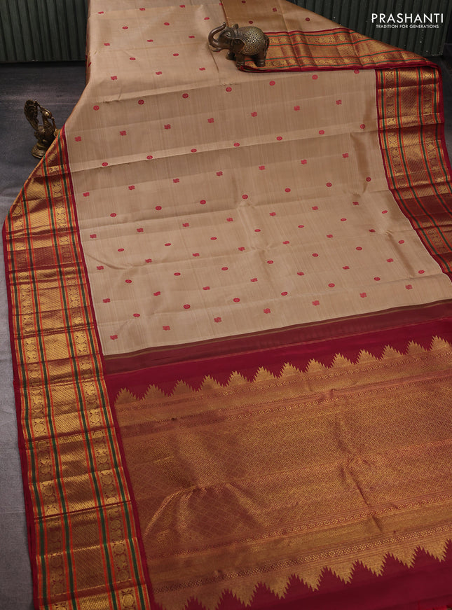 Beige & Maroon Pure kanchipuram silk saree Korvai Border