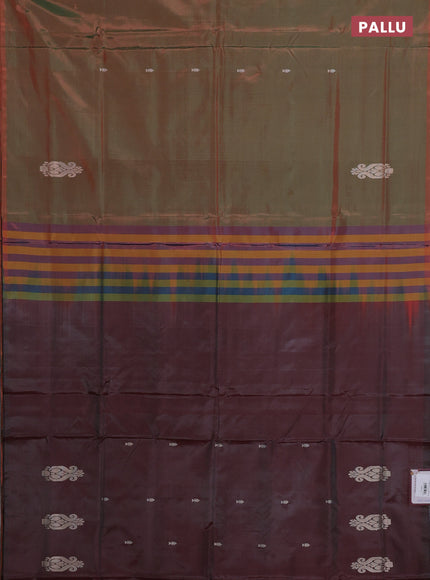Banana pith saree dual shade of rust shade and pastel maroon with thread woven buttas and piping border