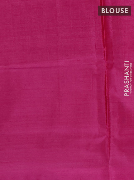 Banana pith saree dual shsade of green and pink with thread weaves pattern in borderless style