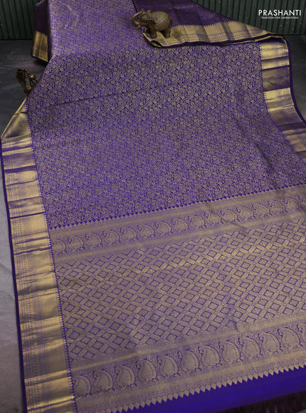 Pure kanchipuram silk saree blue with allover zari woven brocdae weaves and rich zari woven border