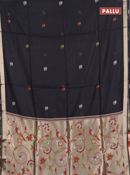 Jamdhani cotton saree black and maroon with allover thread weaves and jamdhani pallu