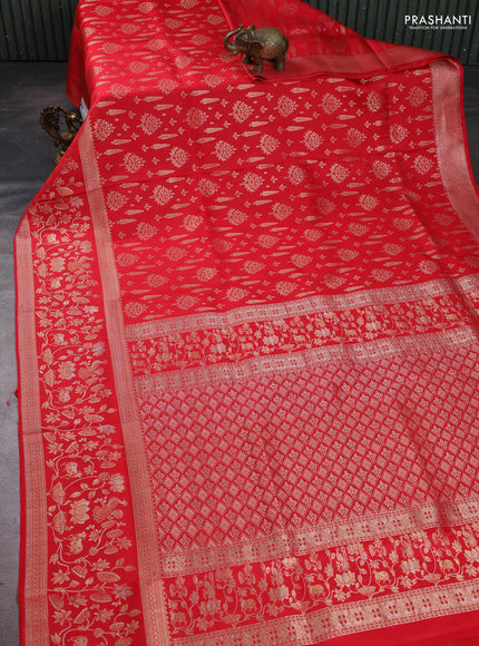 Pure kanchipuram silk saree red with allover zari woven brocade weaves and rich zari woven pichwai border